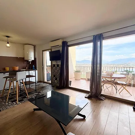 Casamea - 1 Bedroom, Ac, Sea View *